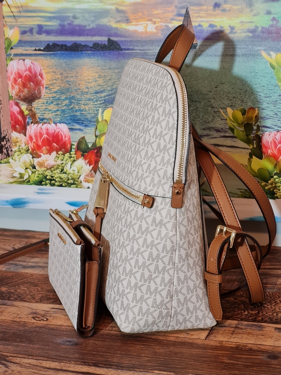 Michael Kors Rhea Slim Backpack And Wallet Set main image 10